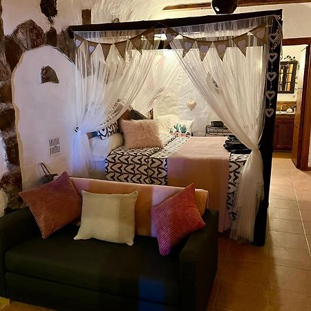 Cuevas De La Paz - Cave House Holidays Los Carriones エクステリア 写真