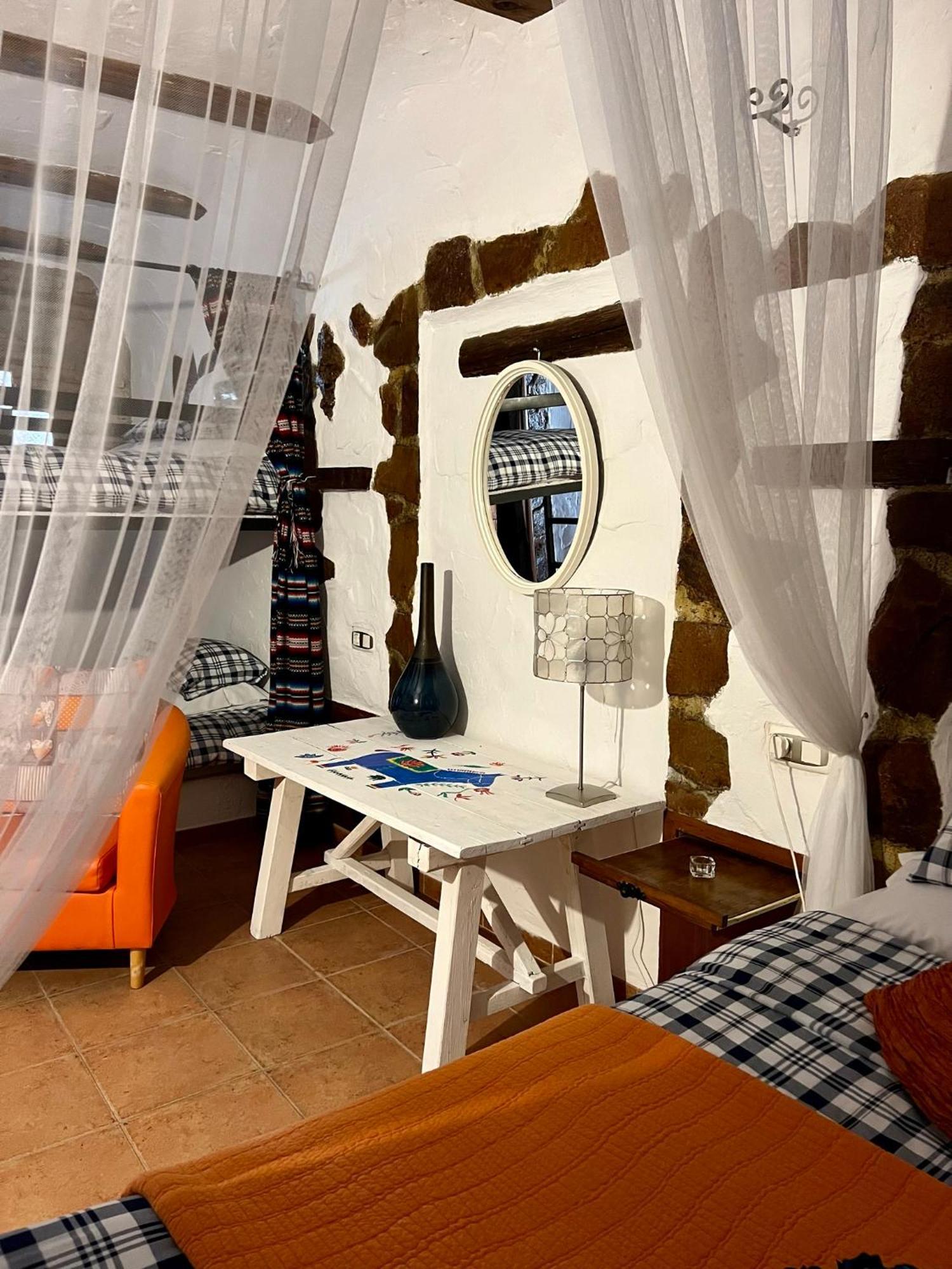Cuevas De La Paz - Cave House Holidays Los Carriones 部屋 写真
