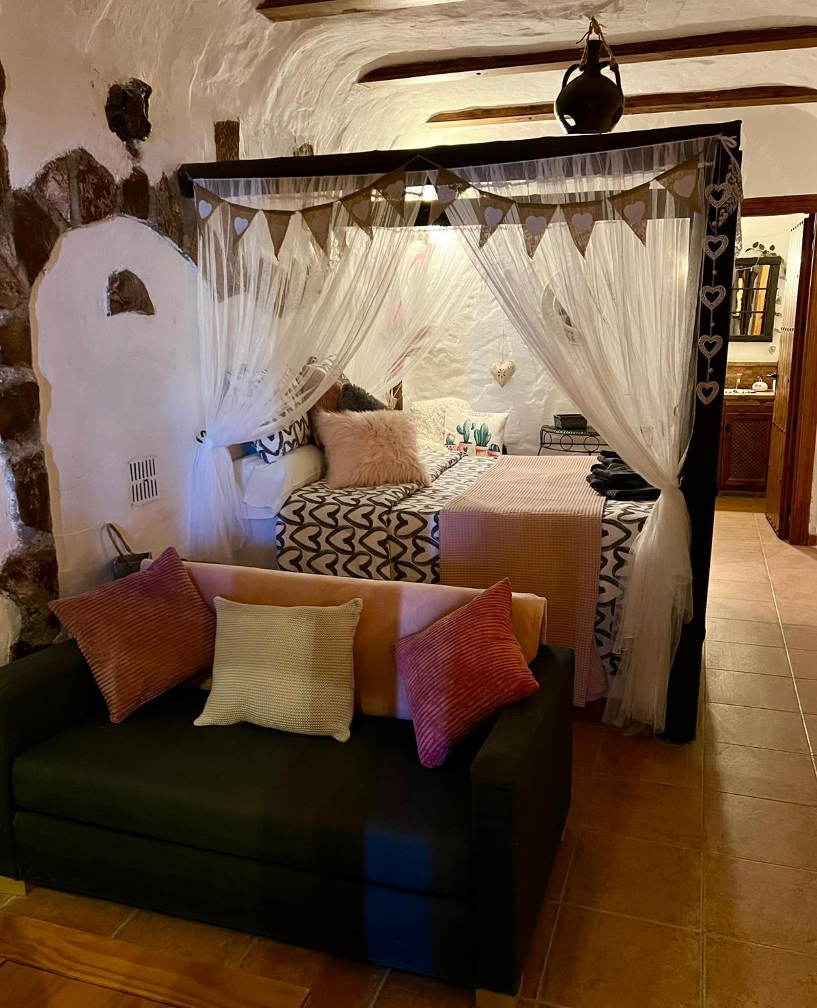Cuevas De La Paz - Cave House Holidays Los Carriones エクステリア 写真