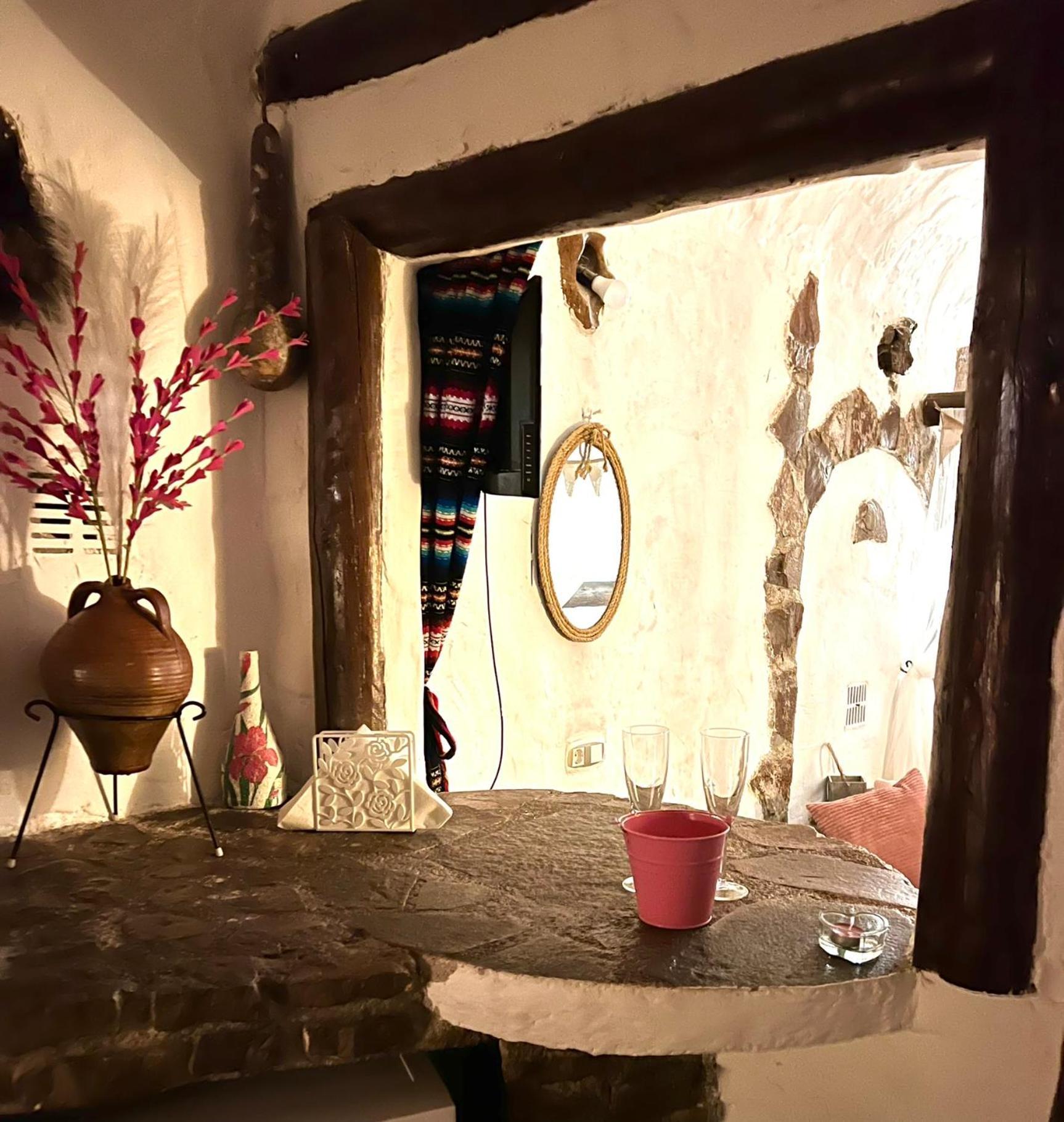 Cuevas De La Paz - Cave House Holidays Los Carriones エクステリア 写真